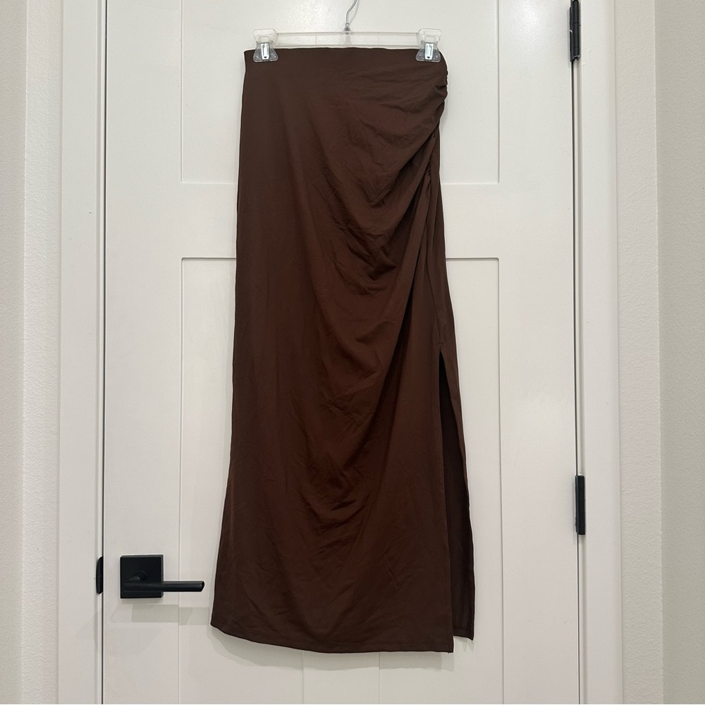 STRADIVARIUS Brown midi skirt